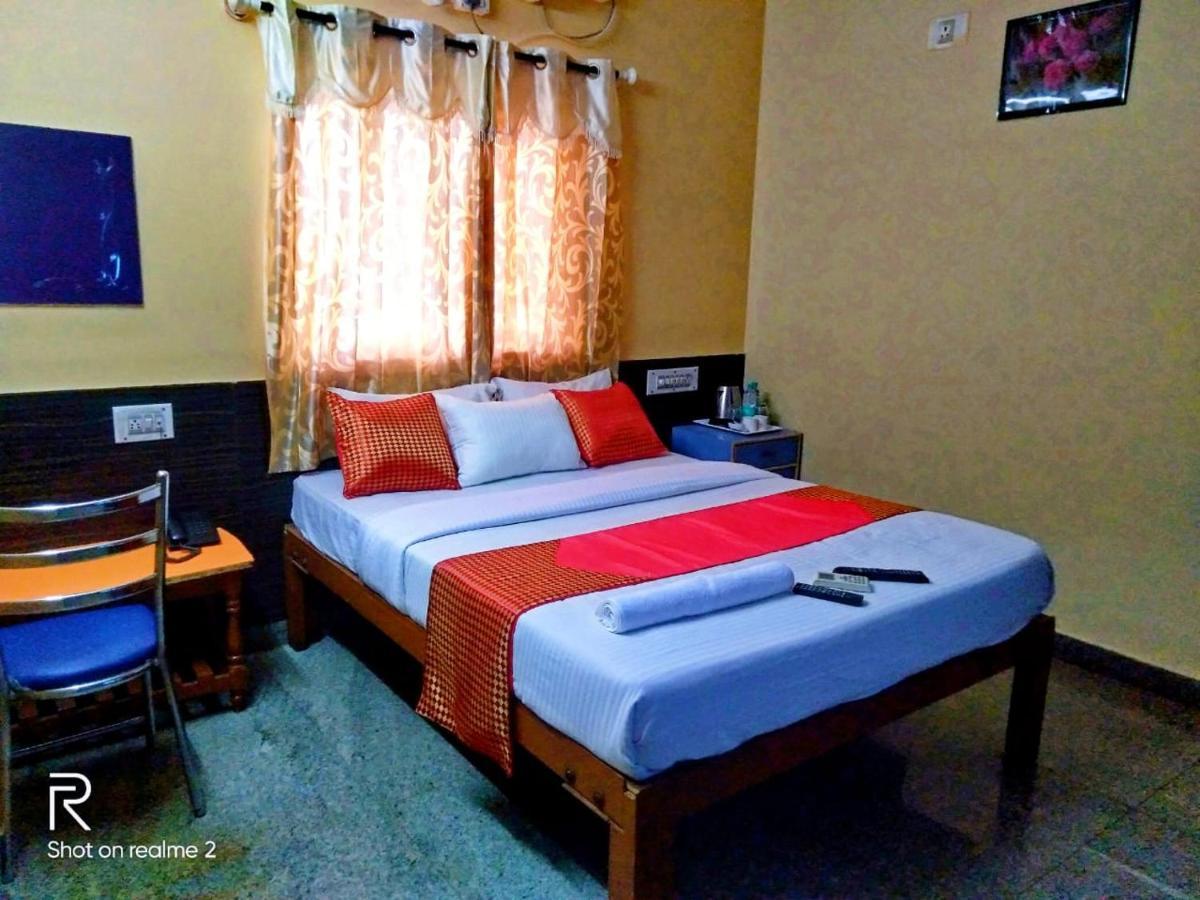 Oyo 75854 Hotel Harsha Residency Μπανγκαλόρ Εξωτερικό φωτογραφία
