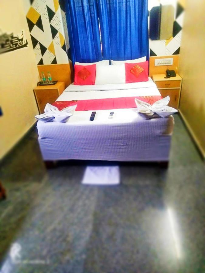 Oyo 75854 Hotel Harsha Residency Μπανγκαλόρ Εξωτερικό φωτογραφία