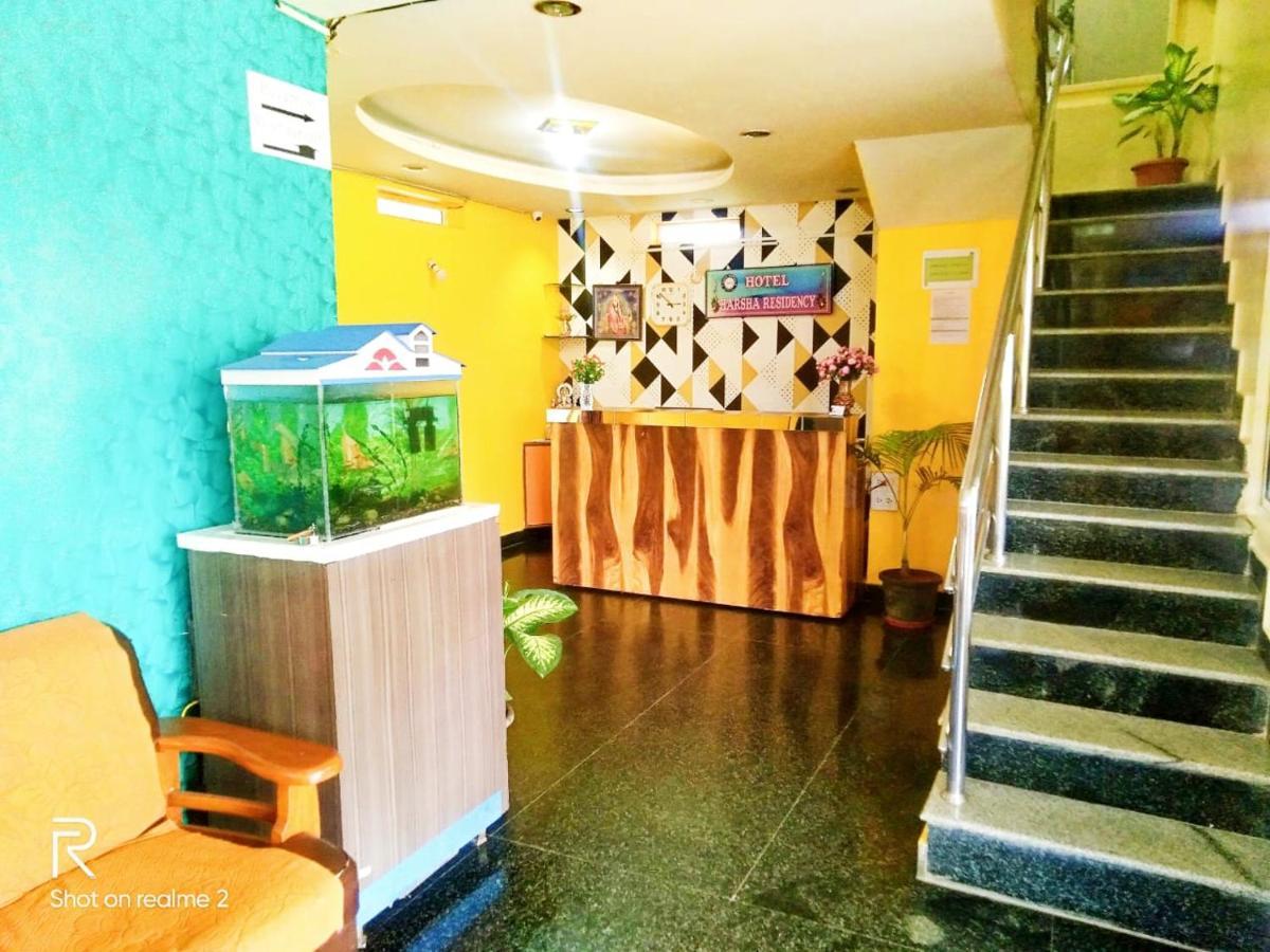 Oyo 75854 Hotel Harsha Residency Μπανγκαλόρ Εξωτερικό φωτογραφία