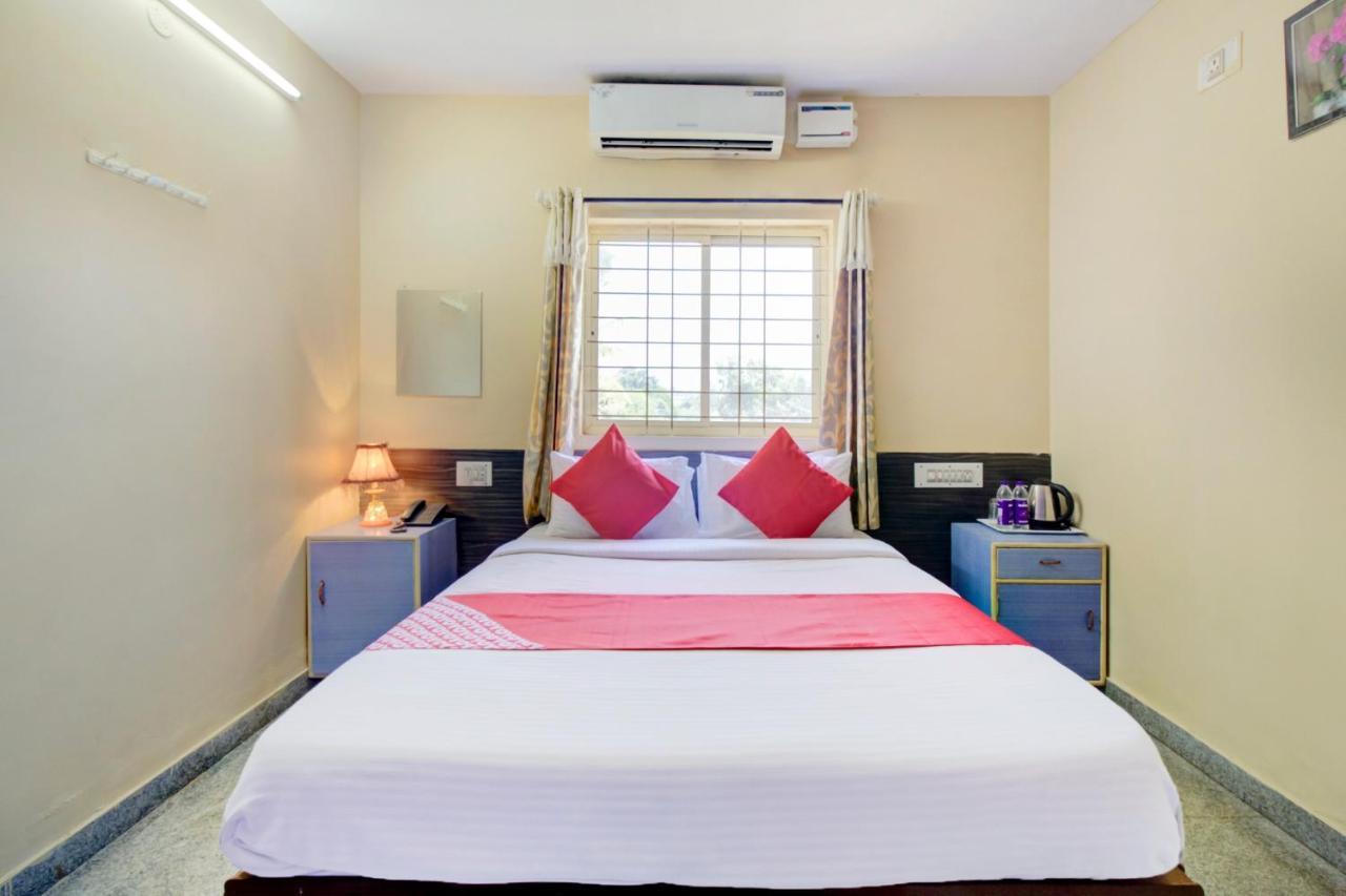 Oyo 75854 Hotel Harsha Residency Μπανγκαλόρ Εξωτερικό φωτογραφία