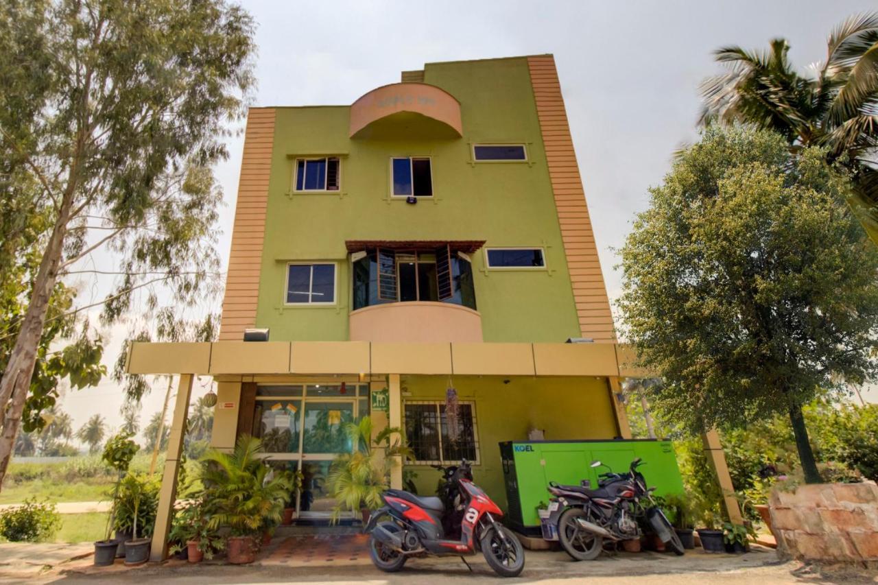 Oyo 75854 Hotel Harsha Residency Μπανγκαλόρ Εξωτερικό φωτογραφία